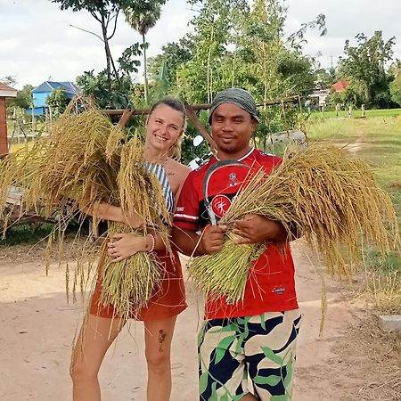 Kakrona Pouk Homestay Sziemreap Kültér fotó